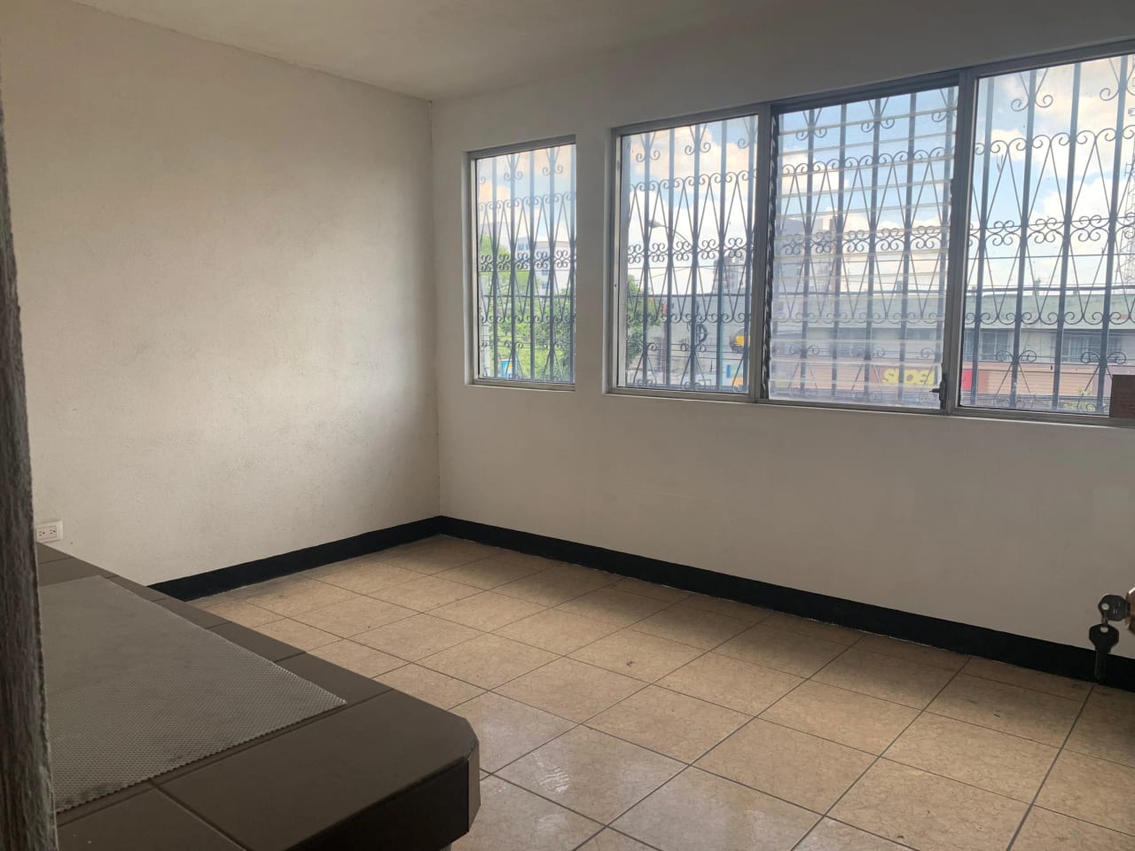 VENDO INMUEBLE DE USO MIXTO EN CALLE PRINCIPAL, CALLE MARTI ZONA 6 — Casa en Venta en Zona 2, Guatemala, Ciudad — foto 3 de 16
