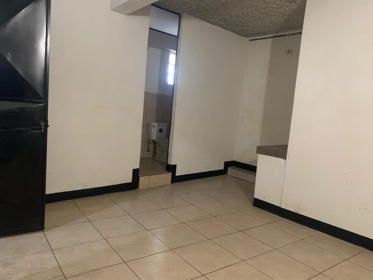 VENDO INMUEBLE DE USO MIXTO EN CALLE PRINCIPAL, CALLE MARTI ZONA 6 — Casa en Venta en Zona 2, Guatemala, Ciudad — foto 9 de 16