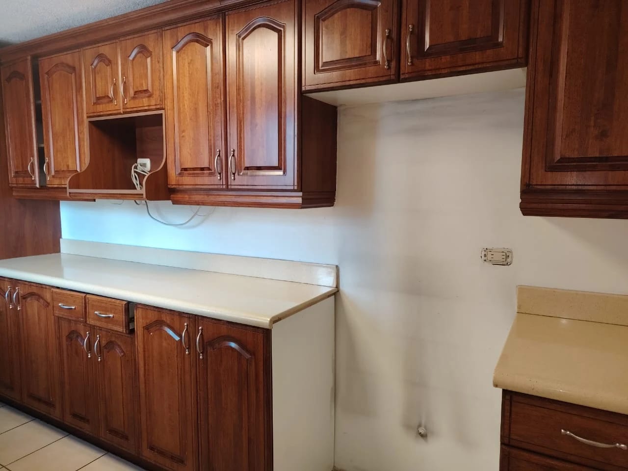 VENDO APARTAMENTO EN ZONA 11 — Casa en Venta en Zona 11, Guatemala, Ciudad — foto 4 de 13