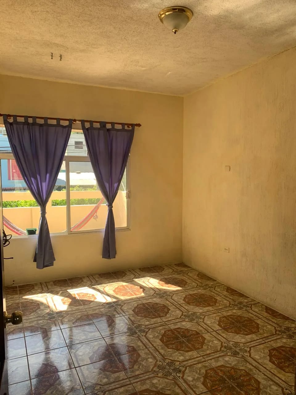 VENDO CASA EN RESIDENCIAL VALLE DE LA MARIPOSA, AMATITLÁN. — Casa en Venta en Amatitlán, Guatemala, Ciudad — foto 12 de 17