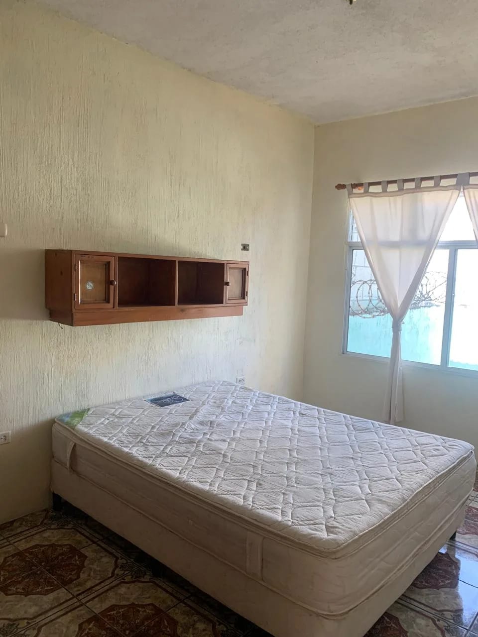 VENDO CASA EN RESIDENCIAL VALLE DE LA MARIPOSA, AMATITLÁN. — Casa en Venta en Amatitlán, Guatemala, Ciudad — foto 13 de 17