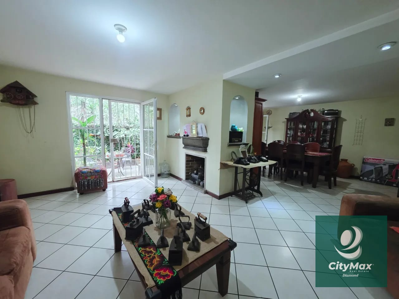 Casa en Venta en Lomas de San Nicolas Zona 16 — Casa en Venta en Zona 16, Guatemala, Ciudad — foto 1 de 14