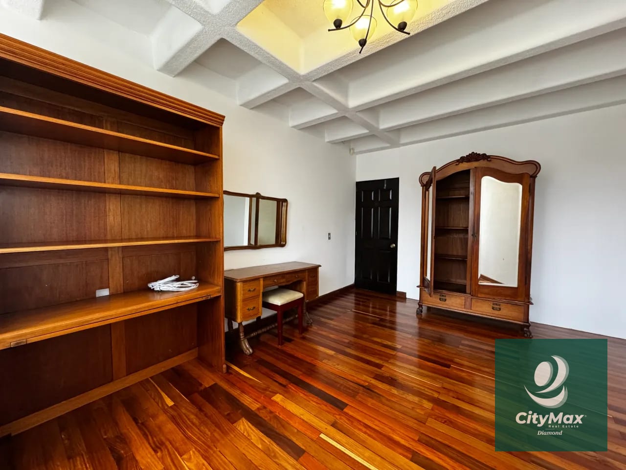 Casa en Venta en Zona 10 entorno Las Margaritas — Casa en Venta en Zona 10, Guatemala, Ciudad — foto 11 de 15