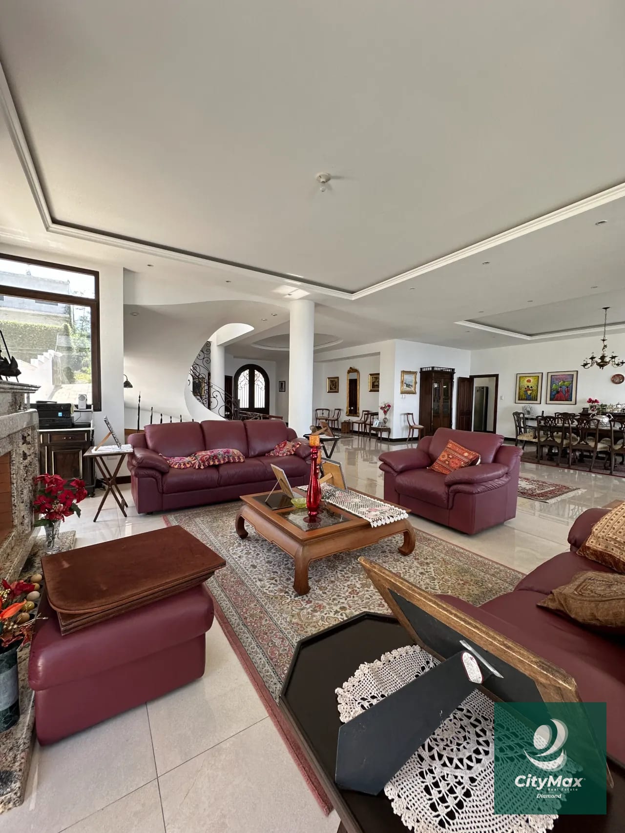 Casa Luxury en Venta en Altos de Monte Bello Km 9.5 CAES — Casa en Venta en Santa Catarina Pinula, Guatemala, Ciudad — foto 3 de 17
