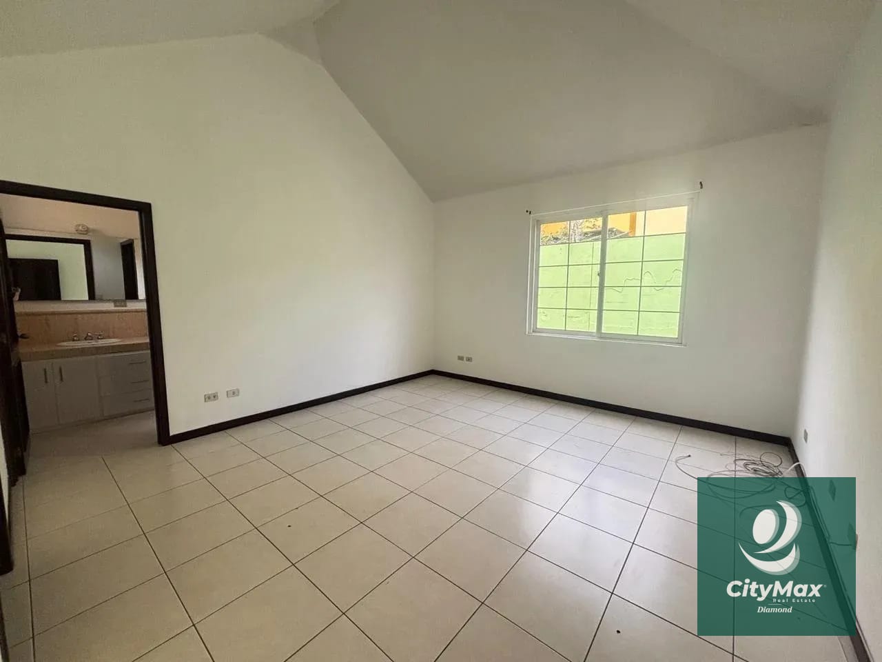 Casa en venta y renta condominio Entreverdes Fraijanes — Casa en Alquiler en Fraijanes, Carretera a El Salvador, Guatemala, Ciudad — foto 8 de 15