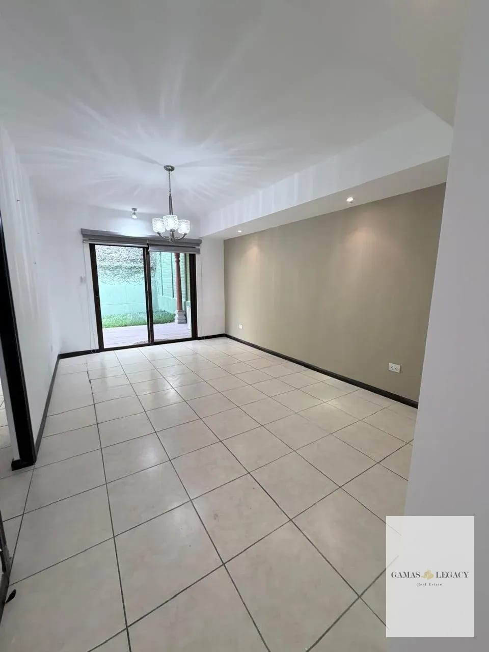 CASA EN VENTA | SAN ISIDRO | ZONA 16 — Casa en Venta en Zona 16, Guatemala, Ciudad — foto 6 de 12