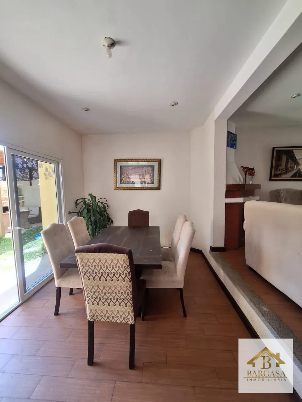 Se vende Casa en Bosques de arrazola km 16.5, entrada por Olmeca, Caes. — Casa en Venta en Bosques de Arrazola, Carretera a El Salvador, Guatemala, Ciudad — foto 3 de 15