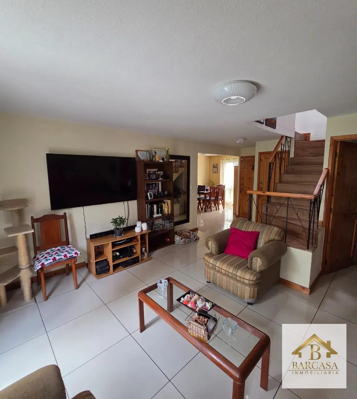 Se vende casa en Arrazola Country club km 16.5 CAES, entrada a Olmeca, Carretera a lo de Dieguez. 4 habitaciones mas estudio. — Casa en Venta en Arrazola Country Club, Carretera a El Salvador, Guatemala, Ciudad — foto 2 de 13