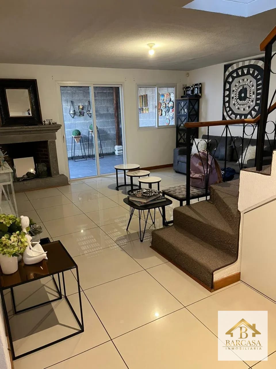 Casa en venta en Km 16.5 CAES, entrada a Olmeca, Carretera a lo de Dieguez, Condominio Arrazola Country Club, Fraijanes, Guatemala. 4 habitaciones mas estudio. — Casa en Venta en Arrazola Country Club, Carretera a El Salvador, Guatemala, Ciudad — foto 2 de 10