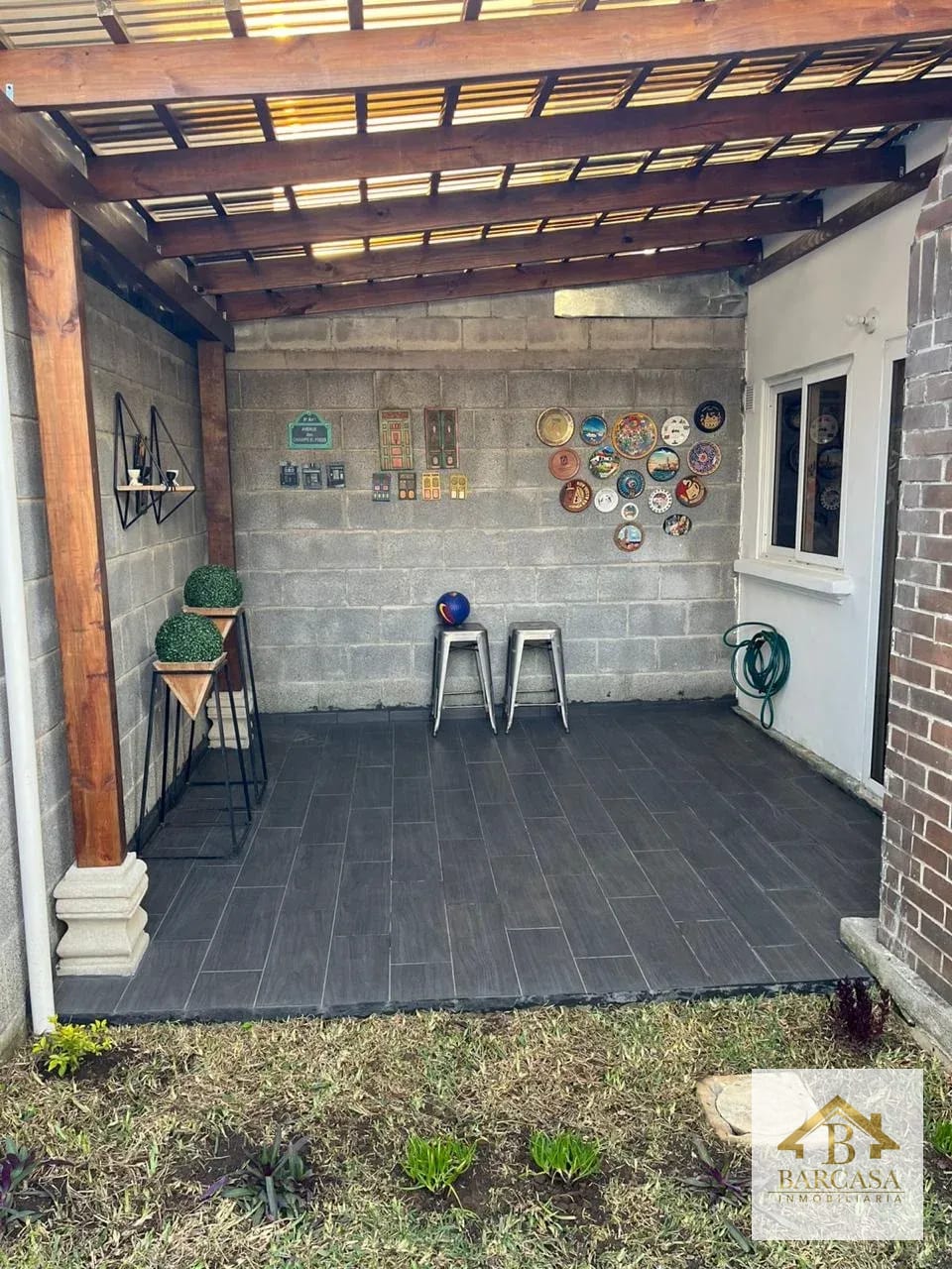 Casa en venta en Km 16.5 CAES, entrada a Olmeca, Carretera a lo de Dieguez, Condominio Arrazola Country Club, Fraijanes, Guatemala. 4 habitaciones mas estudio. — Casa en Venta en Arrazola Country Club, Carretera a El Salvador, Guatemala, Ciudad — foto 6 de 10