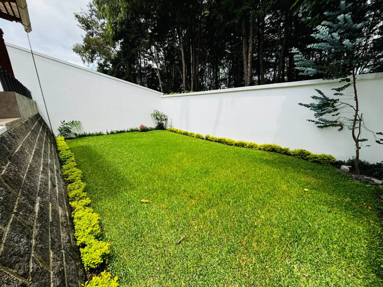 Casa de 4 dormitorios con jardín Km 16.5 Carretera a El Salvador — Casa en Venta en Carretera a El Salvador, Guatemala, Ciudad — foto 7 de 16