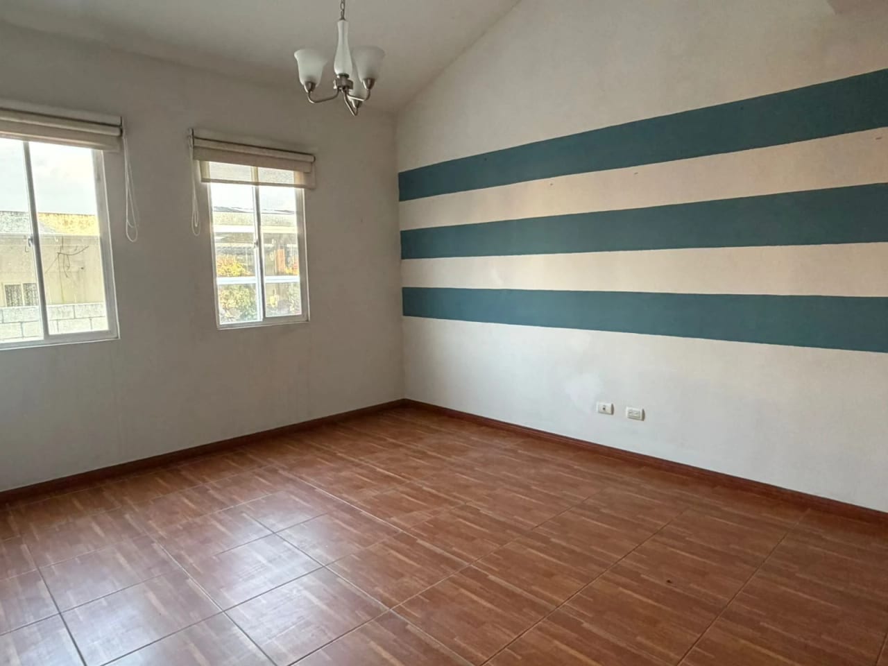 CASA EN VENTA EN CIUDAD SANTA CLARA VILLA NUEVA — Casa en Venta en Villa Nueva, Guatemala, Ciudad — foto 6 de 12