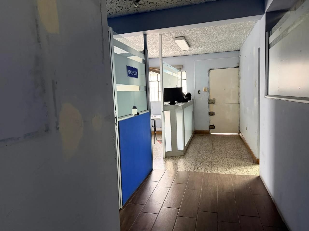 PROPIEDAD PARA OFICINAS EN VENTA EN ZONA 11 COLONIA ROOSEVELT — Casa en Venta en Zona 11, Guatemala, Ciudad — foto 9 de 14