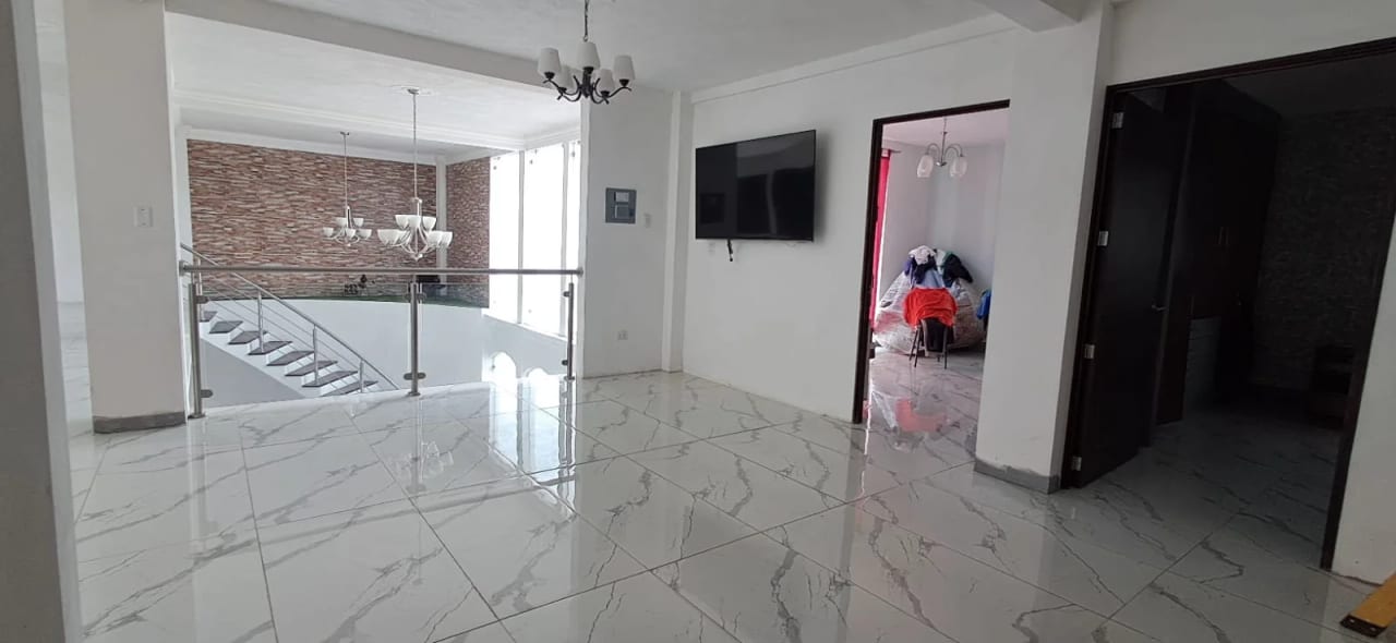 Venta Casa, Vistas de Florencia, Santa Lucía Milpas Altas, Sacatepéquez — Casa en Venta en Santa Lucía Milpas Altas, Sacatepéquez — foto 2 de 11