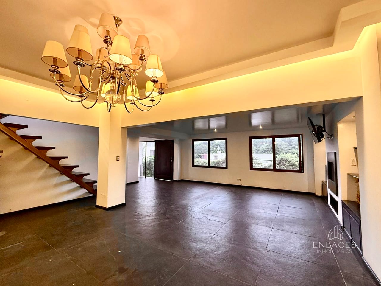 Muxbal • Casa de Esquina en Renta/Venta • Encinos, Santuaria Muxbal — Casa en Alquiler en Carretera a El Salvador, Guatemala, Ciudad — foto 3 de 14