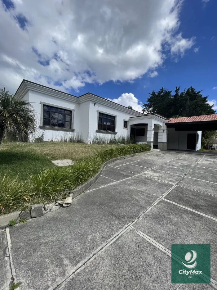 CASA EN VENTA Y/O RENTA - CARRETERA A EL SALVADOR — Casa en Venta en Carretera a El Salvador, Guatemala, Ciudad — foto 1 de 16