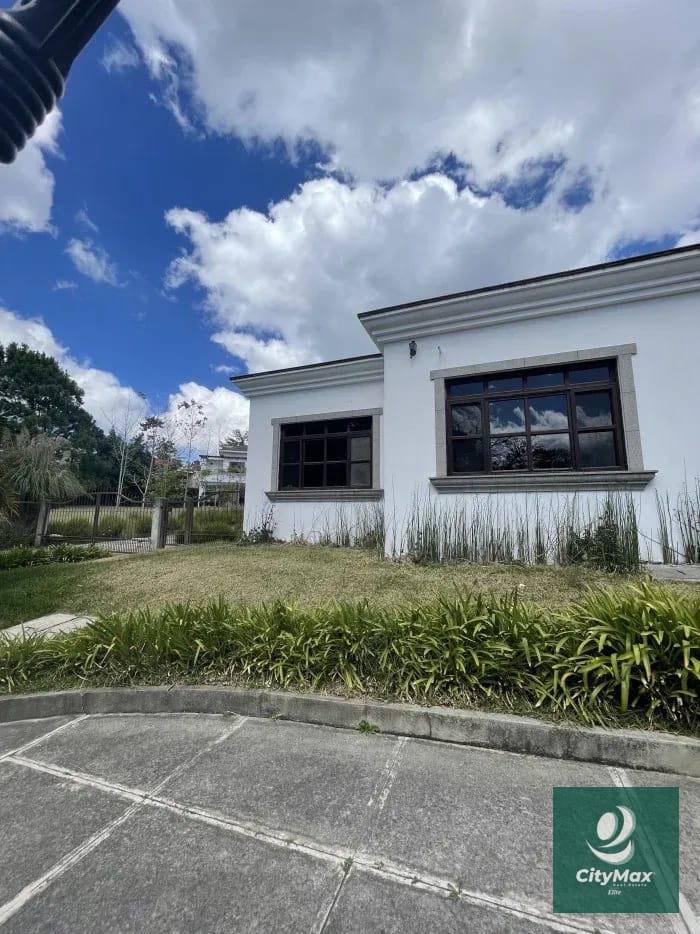 CASA EN VENTA Y/O RENTA - CARRETERA A EL SALVADOR — Casa en Venta en Carretera a El Salvador, Guatemala, Ciudad — foto 4 de 16