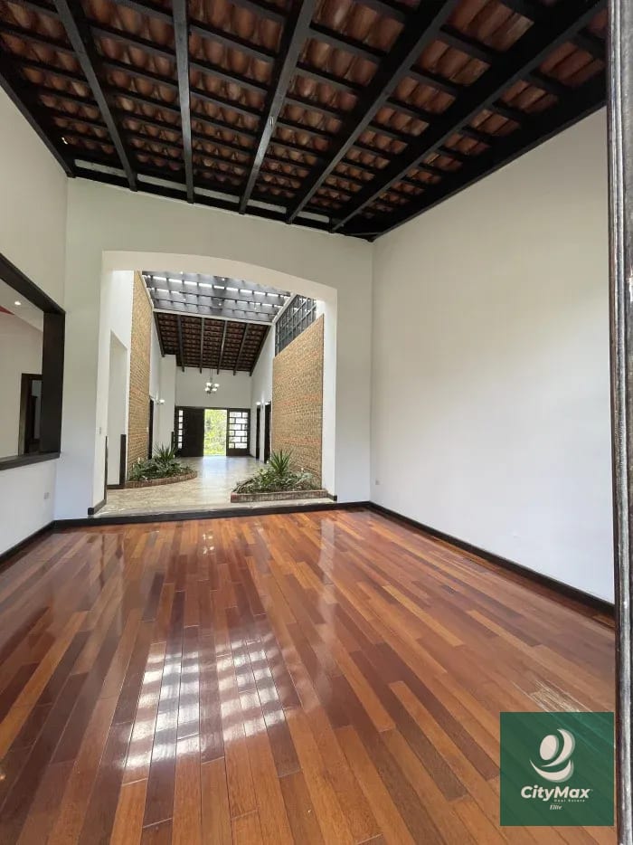 CASA EN VENTA Y/O RENTA - CARRETERA A EL SALVADOR — Casa en Venta en Carretera a El Salvador, Guatemala, Ciudad — foto 7 de 16