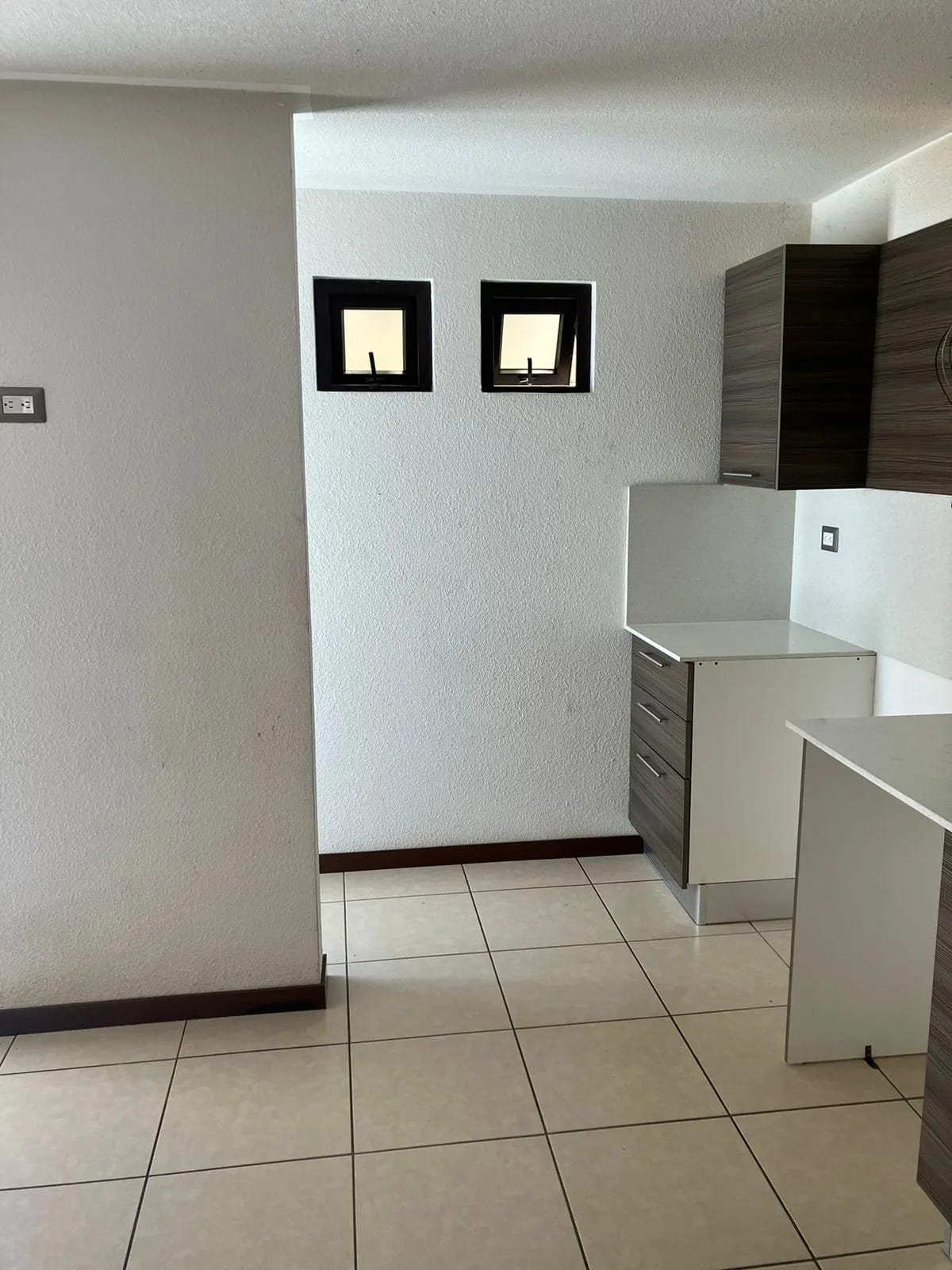 Casa en Santa Catarina Pinula — Casa en Venta en Santa Catarina Pinula, Guatemala, Ciudad — foto 3 de 10