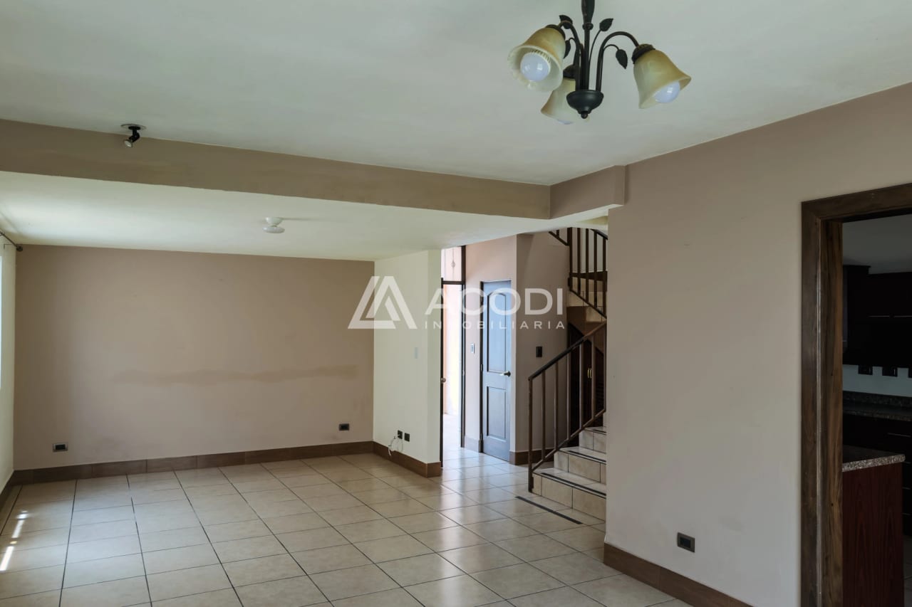 Casa en Hacienda Real, Zona 16 — Casa en Venta en Zona 16, Guatemala, Ciudad — foto 3 de 10