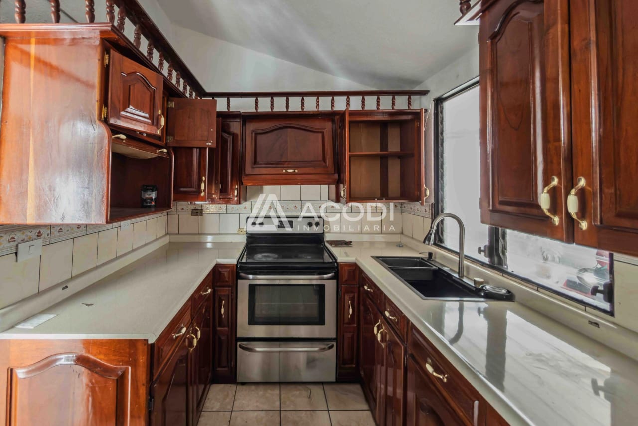 Casa en Zona 12 — Casa en Venta en Zona 12, Guatemala, Ciudad — foto 5 de 10