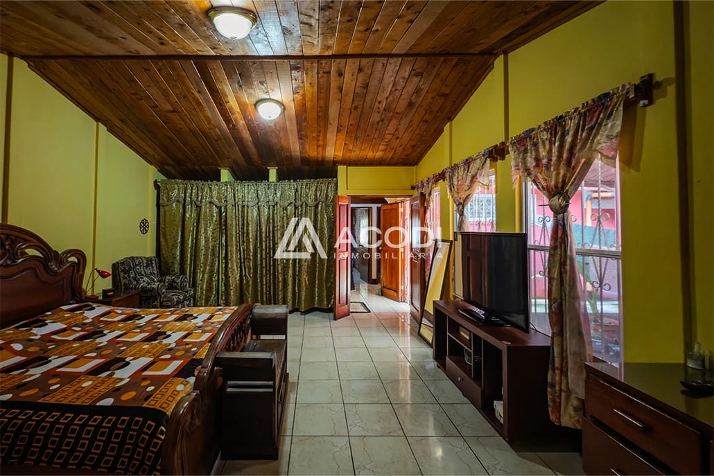 Casa de un nivel en San Lucas Sacatepéquez — Casa en Venta en San Lucas Sacatepéquez, Sacatepéquez — foto 6 de 10