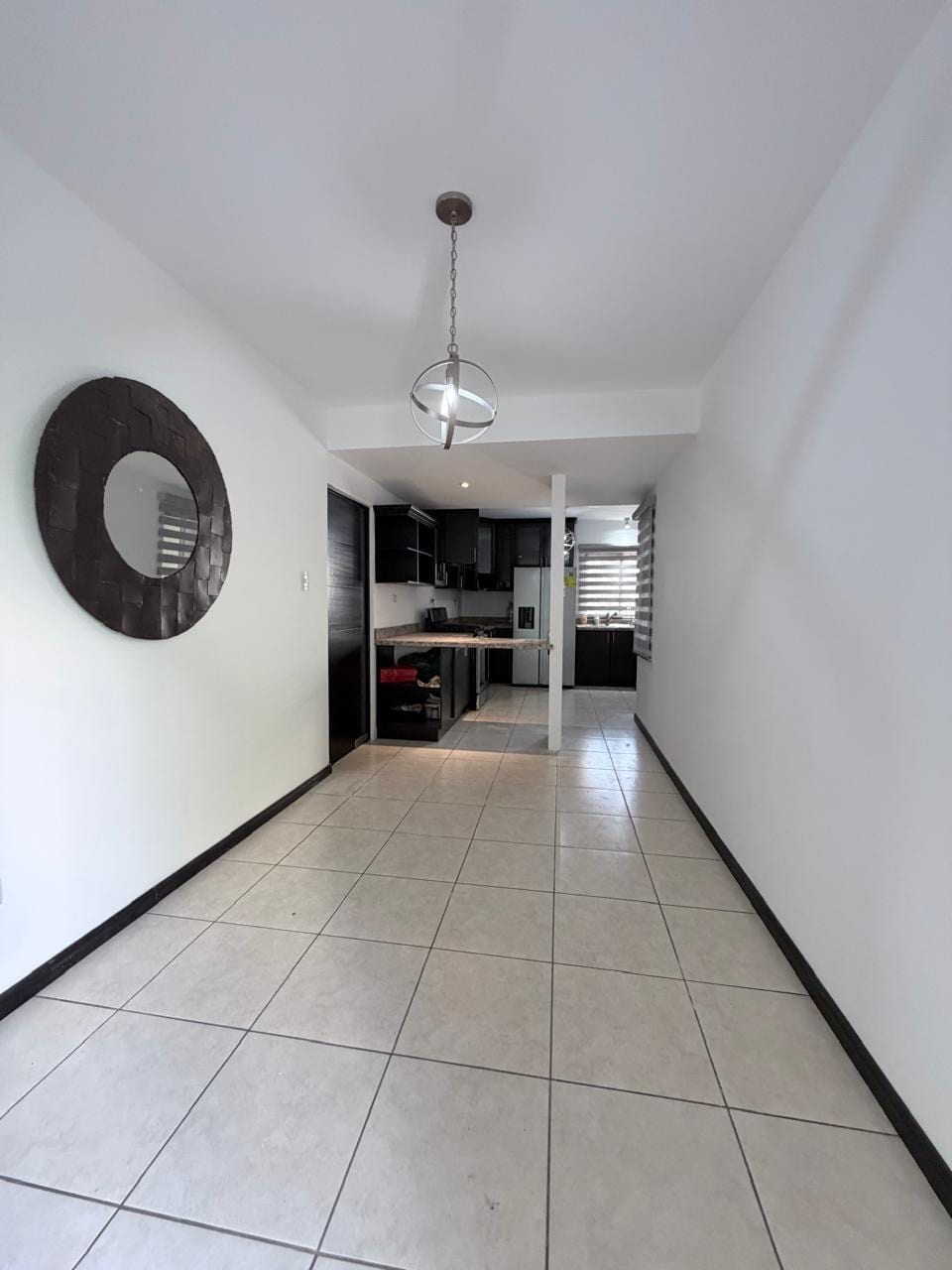 EXCLUSIVA CASA EN VENTA VISTAS DE SAN ISIDRO 3 ZONA 16 — Casa en Venta en Vistas de San Isidro, Zona 16, Guatemala, Ciudad — foto 5 de 13
