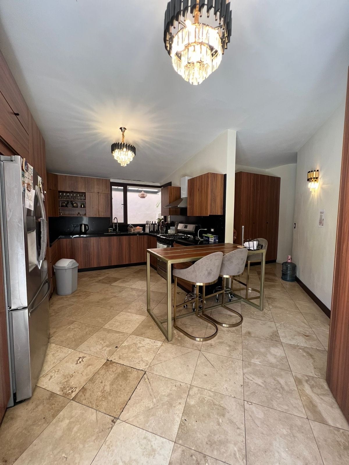 DISPONIBLE EN VENTA Y RENTA HACIENDA MIREGE CARRETERA AL SALVADOR KM18.7 — Casa en Venta en Carretera a El Salvador, Guatemala, Ciudad — foto 5 de 9
