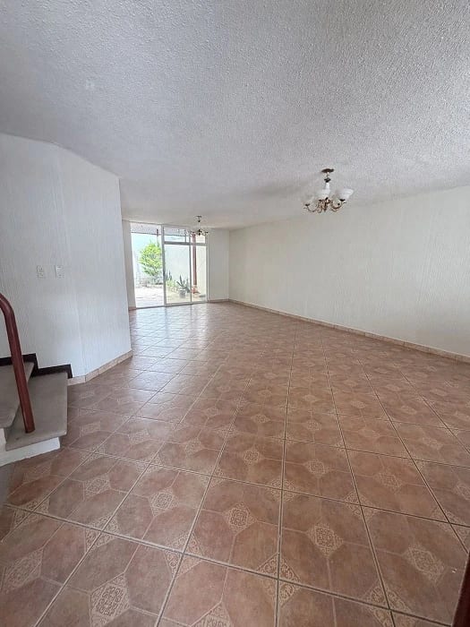 Venta de casa en Zona 02 El Zapote dentro de condominio con 4 dormitorios. — Casa en Venta en El Zapote, Zona 2, Guatemala, Ciudad — foto 3 de 15