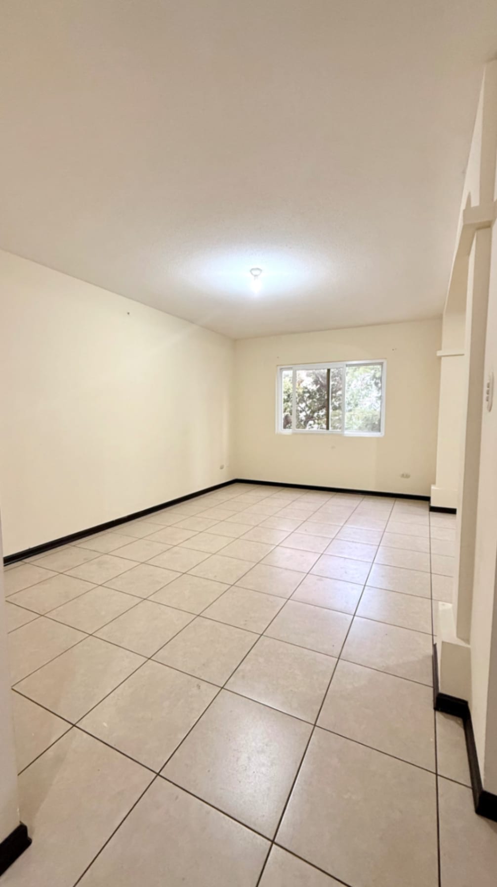 Casa en venta Cañadas del Encinal zona 07 de Mixco — Casa en Venta en El Encinal, Zona 7 Mixco, Guatemala, Ciudad — foto 6 de 17