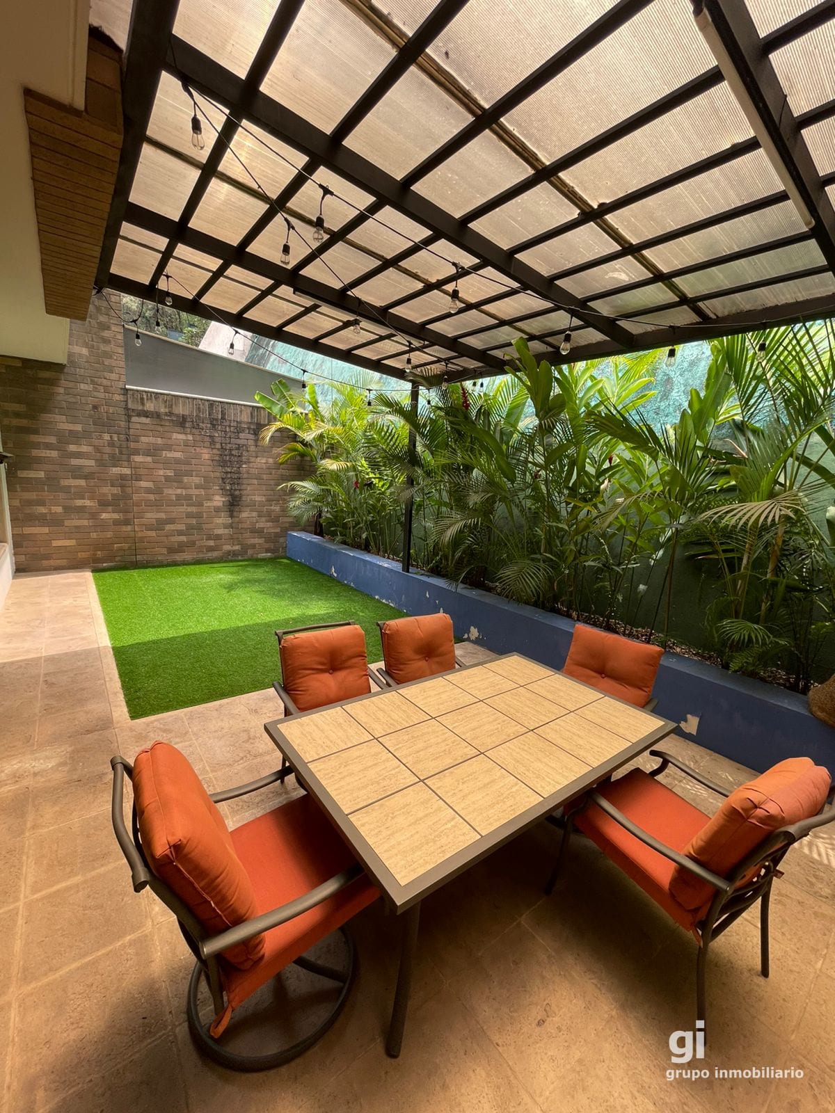 Casa en Venta en Condominio Exclusivo Zona 10 — Casa en Venta en Zona 10, Guatemala, Ciudad — foto 5 de 8