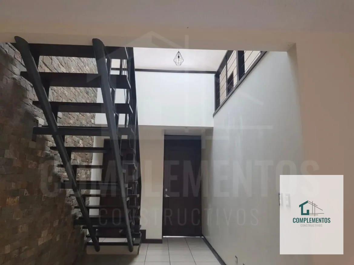 Ensenadas de San Isidro, Casa en Renta zona 16, 3hab. 215 m2 — Casa en Alquiler en Ensenada de San Isidro, Zona 16, Guatemala, Ciudad — foto 9 de 10