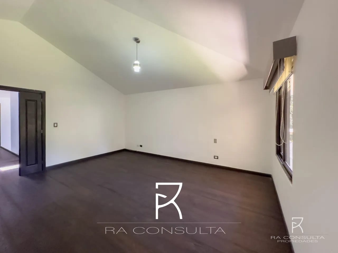 Casa en Venta en Las Rotondas Carretera al salvador — Casa en Venta en Carretera a El Salvador, Guatemala, Ciudad — foto 4 de 7
