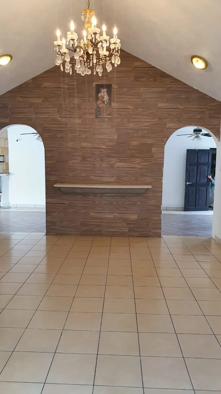CASA EN VENTA EN ZONA 16 JARDINES DE SAN ISIDRO — Casa en Venta en Jardines de San Isidro, Zona 16, Guatemala, Ciudad — foto 2 de 17