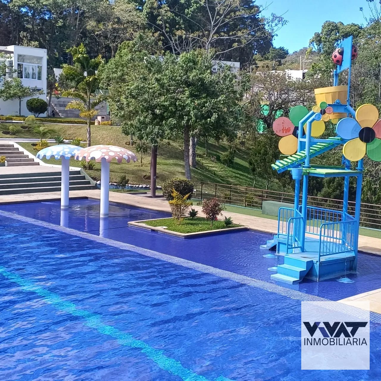 Casa en Venta en Condominio La Reserva — Casa en Venta en Carretera a El Salvador, Guatemala, Ciudad — foto 4 de 11