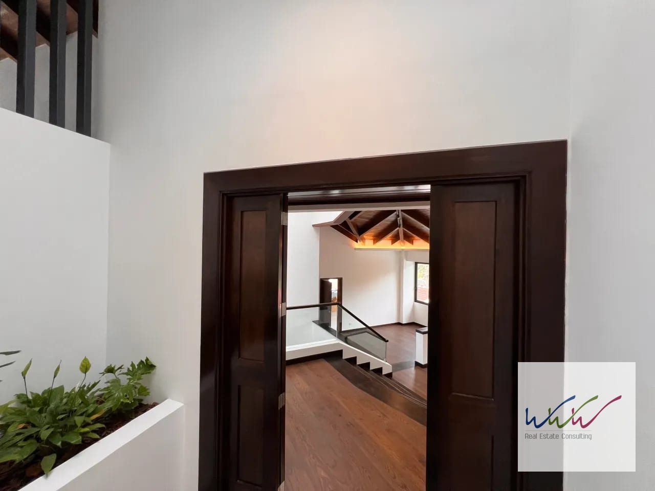 Vendo amplia casa para estrenar en Oakland, zona 10 — Casa en Venta en Oakland I, Zona 10, Guatemala, Ciudad — foto 2 de 14