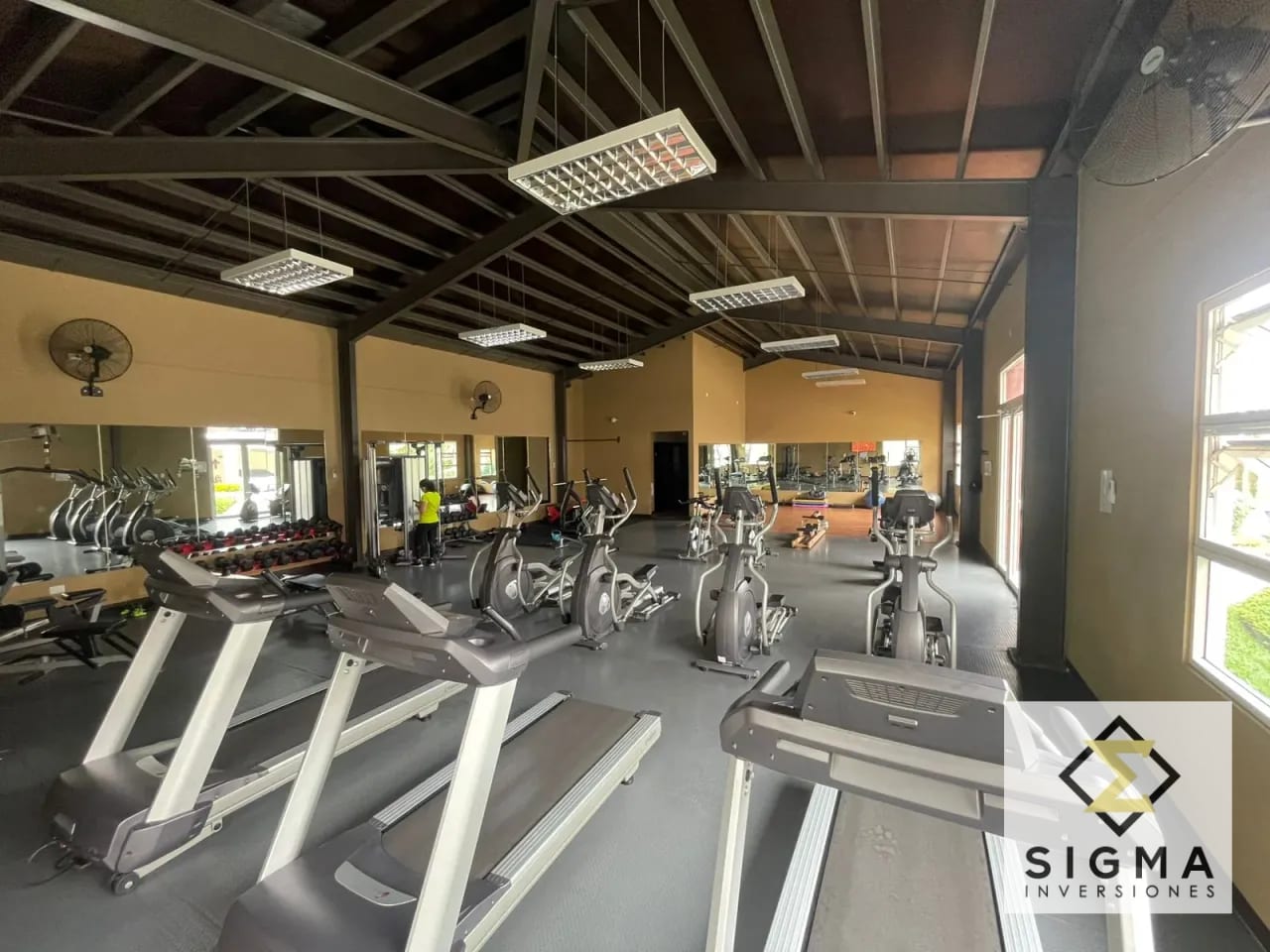 EN VENTA: Preciosa casa en Zona 7 Mixco, Las Luces del Encinal — Casa en Venta en Zona 7 Mixco, Guatemala, Ciudad — foto 10 de 15