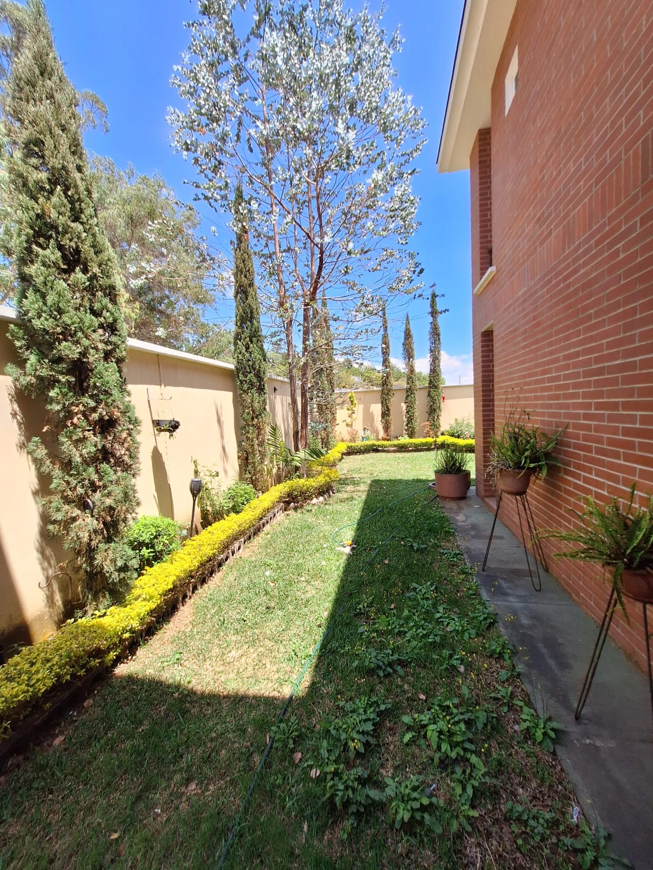 🏡 Casa en Venta en La Fontana 1, Km 25.5 – Carretera a El Salvador — Casa en Venta en La Fontana I, Carretera a El Salvador, Guatemala, Ciudad — foto 9 de 16