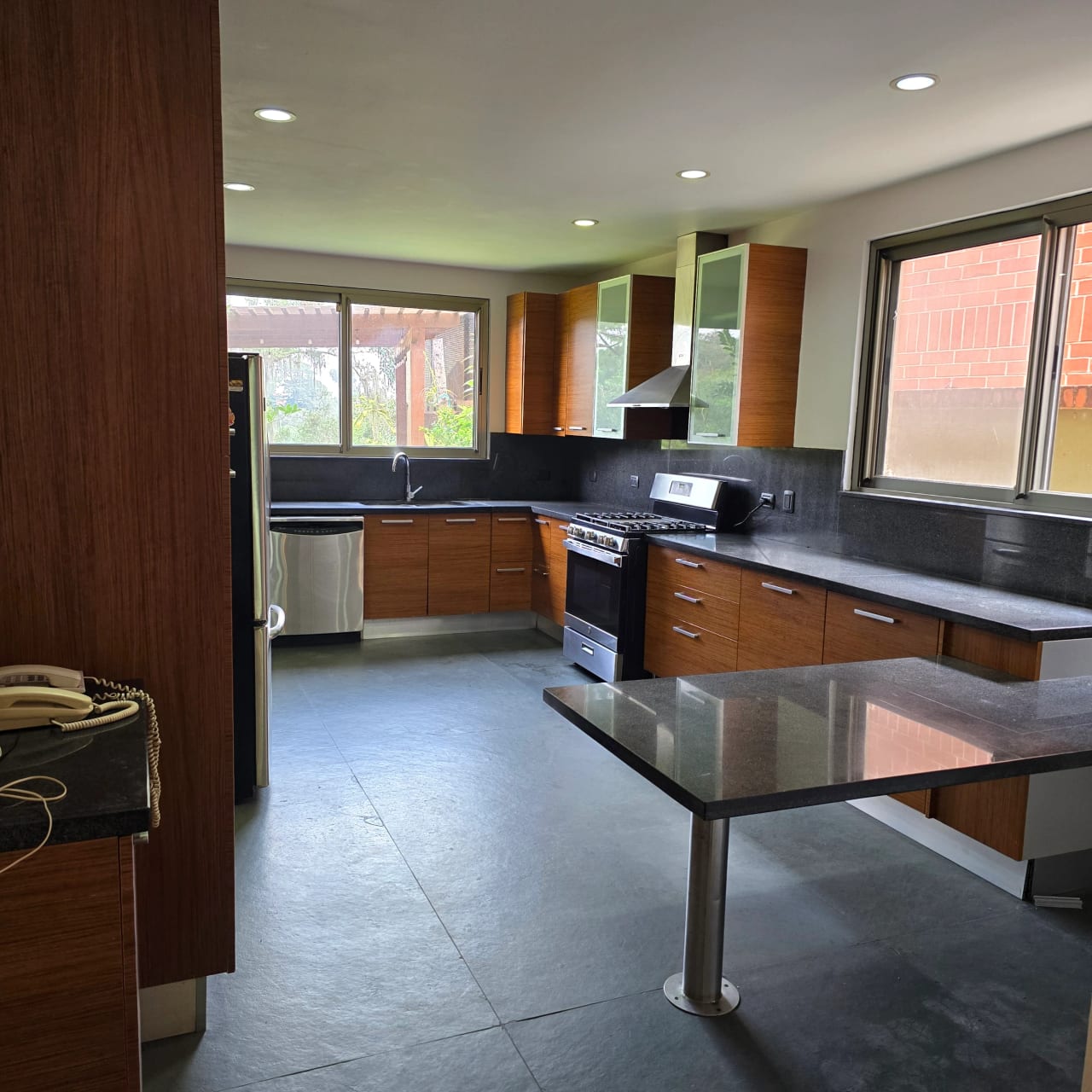Espectacular casa en alquiler en zona 15, VH1 — Casa en Alquiler en La Boscana, Zona 15, Guatemala, Ciudad — foto 4 de 5