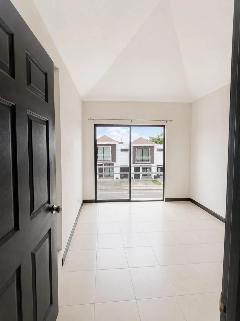 Casa en Venta Km 24.5 Carr. a Lo de Diéguez cod.CC36549 (copia) — Casa en Venta en Carretera a El Salvador, Guatemala, Ciudad — foto 3 de 14