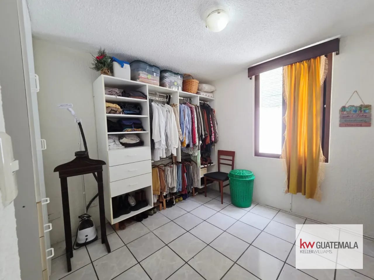 VENTA DE CASA EN RESIDENCIAL SUIZA 3 EL ENCINAL — Casa en Venta en El Encinal, Zona 7 Mixco, Guatemala, Ciudad — foto 9 de 15