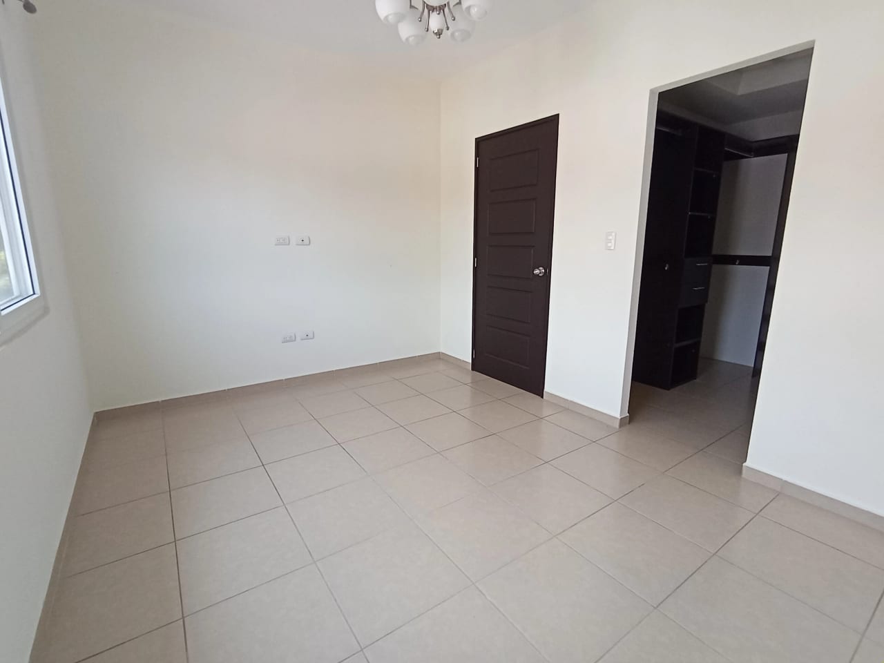 Casa en renta en condominio Alamedas de Santo Domingo, Fraijanes — Casa en Alquiler en Alamedas de Santo Domingo, Carretera a El Salvador, Guatemala, Ciudad — foto 12 de 17