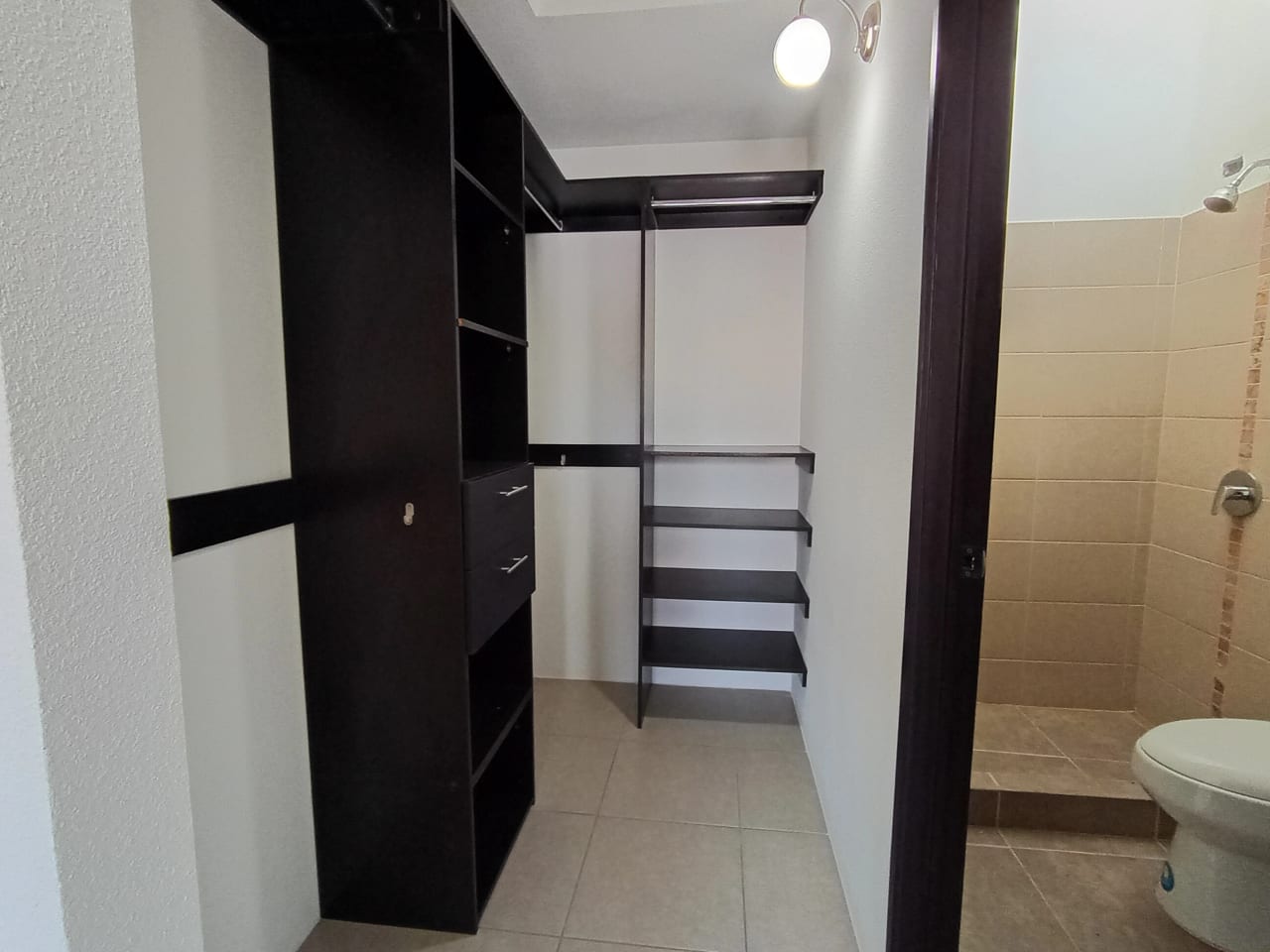Casa en renta en condominio Alamedas de Santo Domingo, Fraijanes — Casa en Alquiler en Alamedas de Santo Domingo, Carretera a El Salvador, Guatemala, Ciudad — foto 13 de 17