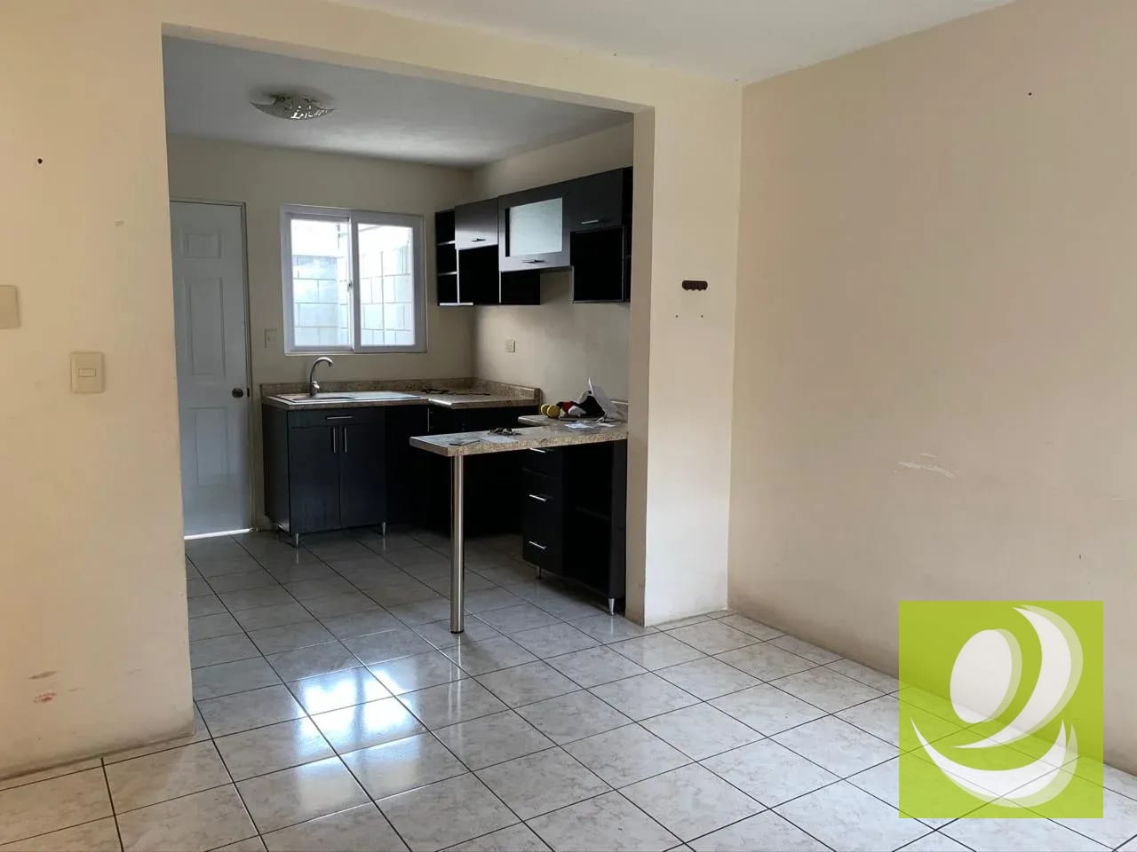 Vendo casa en Condado Catalina, Villa Nueva — Casa en Venta en Condado Catalina, Villa Nueva, Guatemala, Ciudad — foto 2 de 16