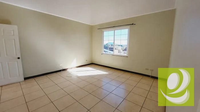Casa en Venta en Condominio Carretera a Fraijanes. — Casa en Venta en Entreverdes, Carretera a El Salvador, Guatemala, Ciudad — foto 11 de 14