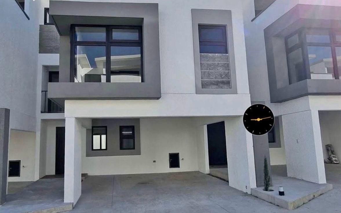 Casa en venta | 3 habitaciones | estudio | 3 parqueos | Serena de Arrazola CAES — Casa en Venta en Carretera a El Salvador, Guatemala, Ciudad — foto 1 de 12
