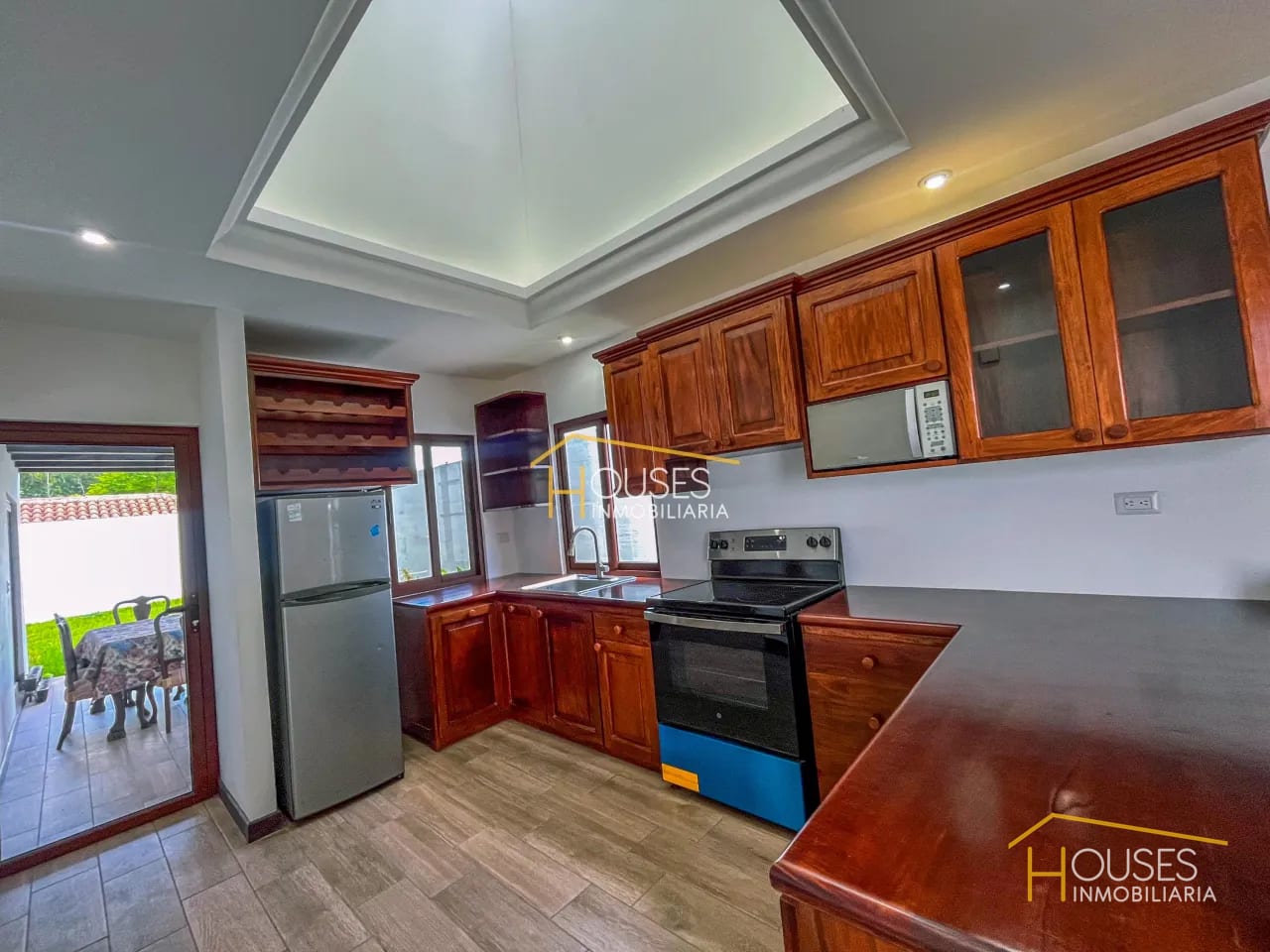 Vendo Casa en Condominio Santa Delfina, San Pedro las Huertas — Casa en Venta en Santa Delfina, Antigua, Sacatepéquez — foto 3 de 10