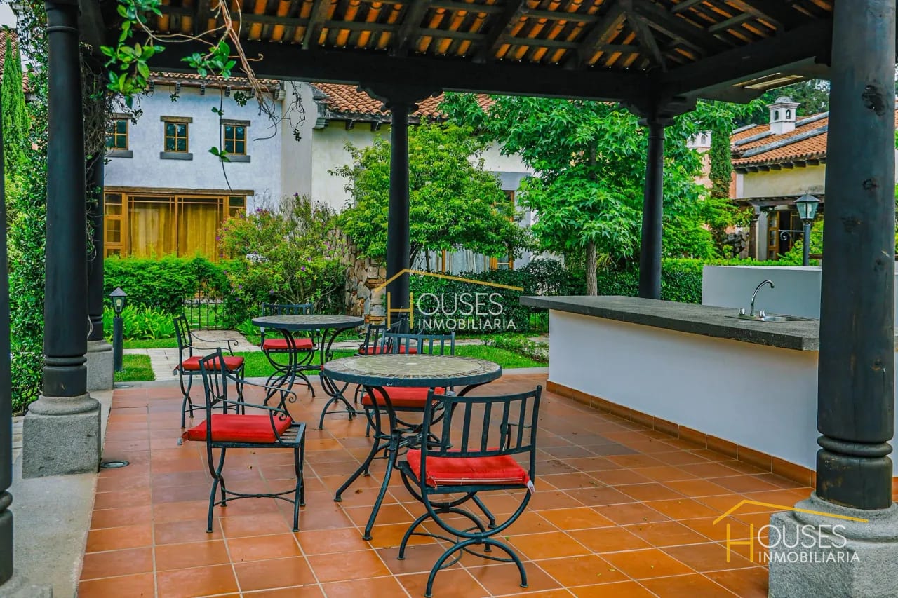 Vendo Casa en el Monasterio, El Panorama — Casa en Venta en El Monasterio, Antigua, Sacatepéquez — foto 11 de 12