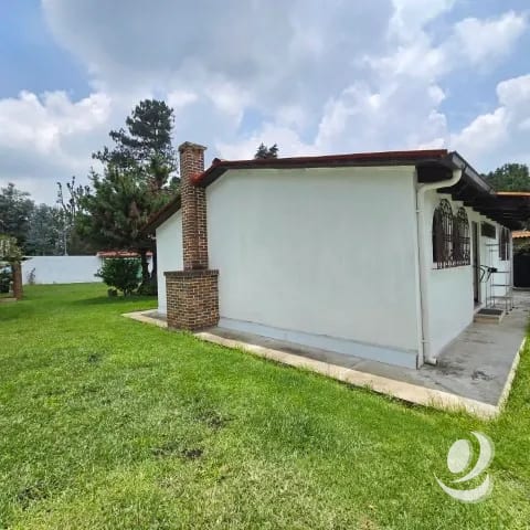Oficina en Renta San Lucas Sacatepéquez con amplio jardín parqueo — Casa en Alquiler en San Lucas Sacatepéquez, Sacatepéquez — foto 5 de 17