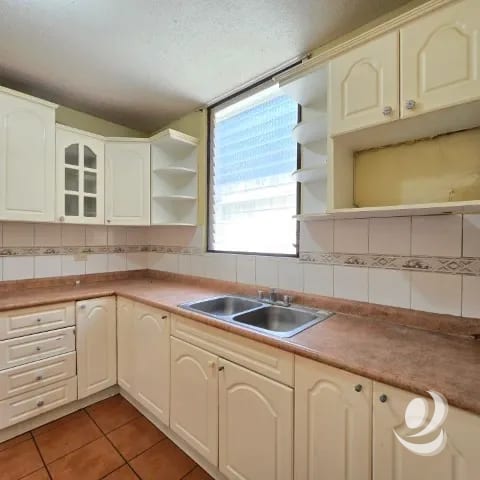 Casa en Renta, Condominio sobre Bulevar San Cristóbal — Casa en Alquiler en Zona 8 Mixco, Guatemala, Ciudad — foto 6 de 17